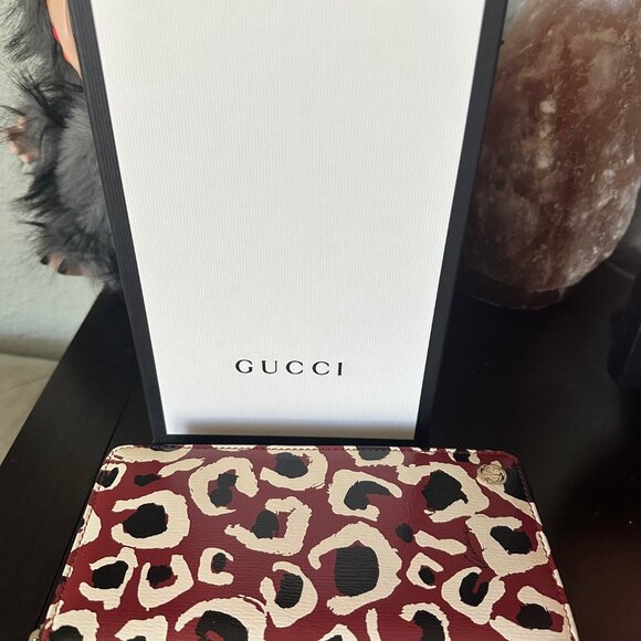 Gucci Tan Leather Betty Shanghai Zip Around Wallet - EUC - Picture 9 of 9